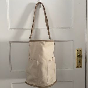 Everlane Lantern bag
